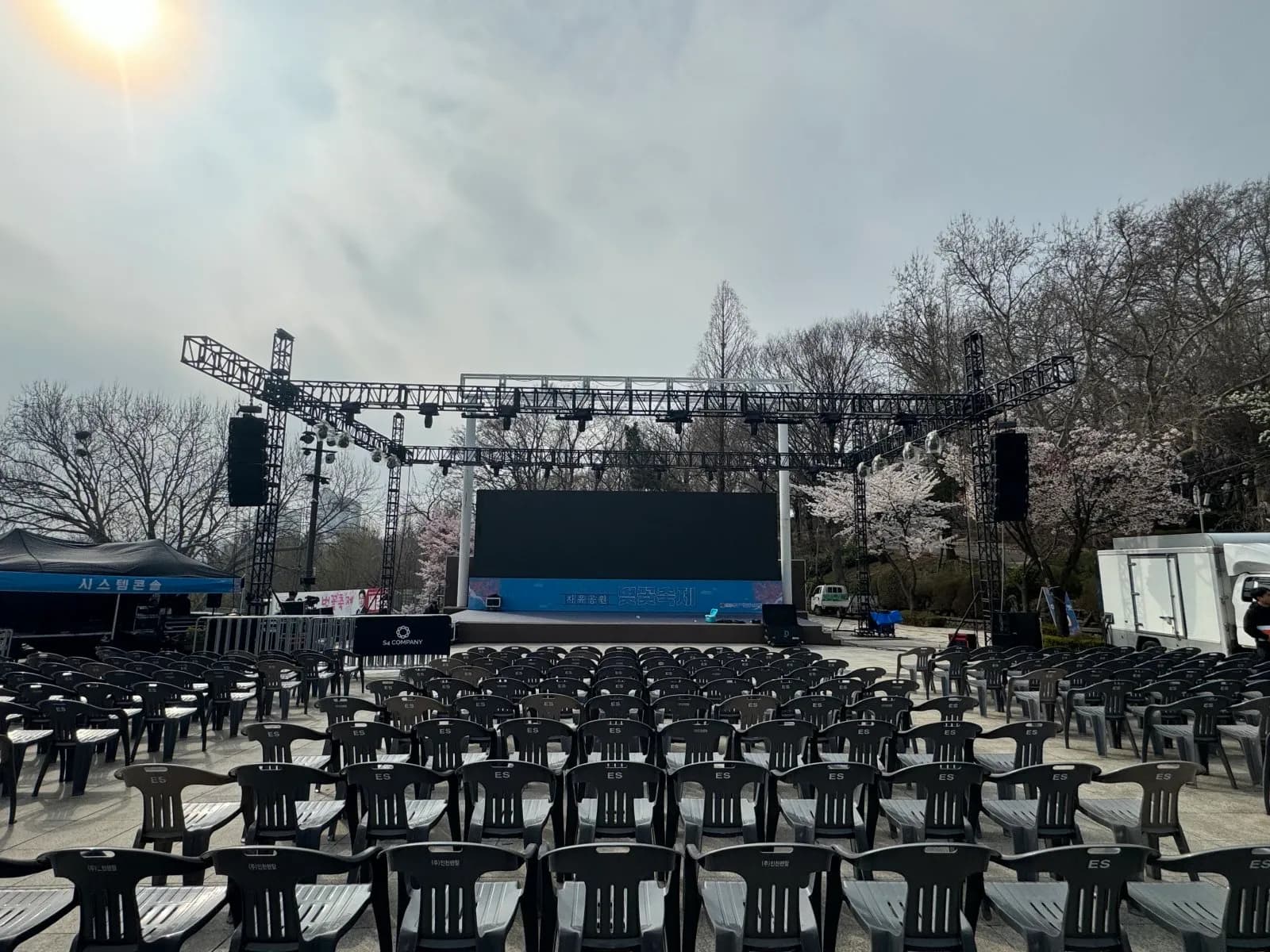 행사무대렌탈 인천 벚꽃축제 시공 사례